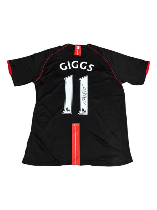 Ryan Giggs signed Manchester united shirt