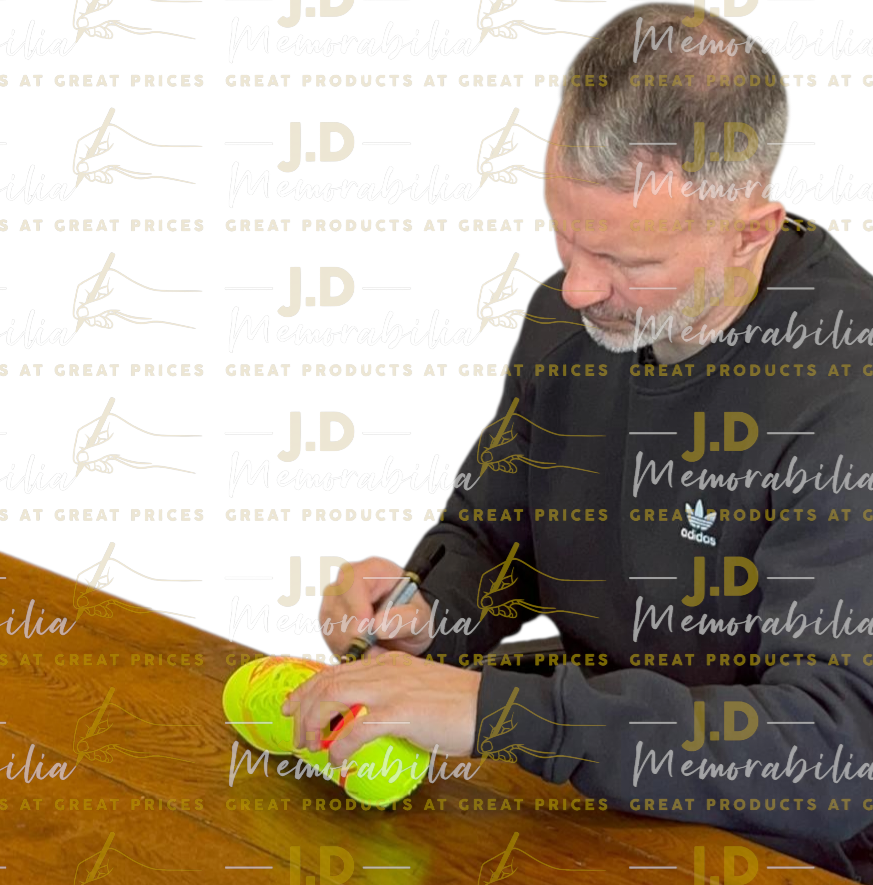 Ryan Giggs signed Nike football boot